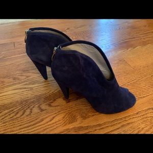 Vince Camuto Peep Toe Suede Blue Heel